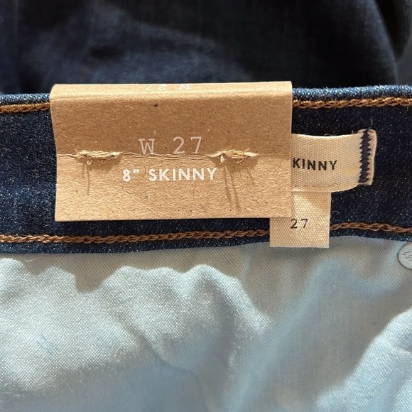 Madewell 8” Skinny Jeans in Cortland Wash - Picture 8 of 10